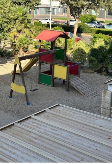 Piso Familiar En El Toyo Apartman Almería Kültér fotó